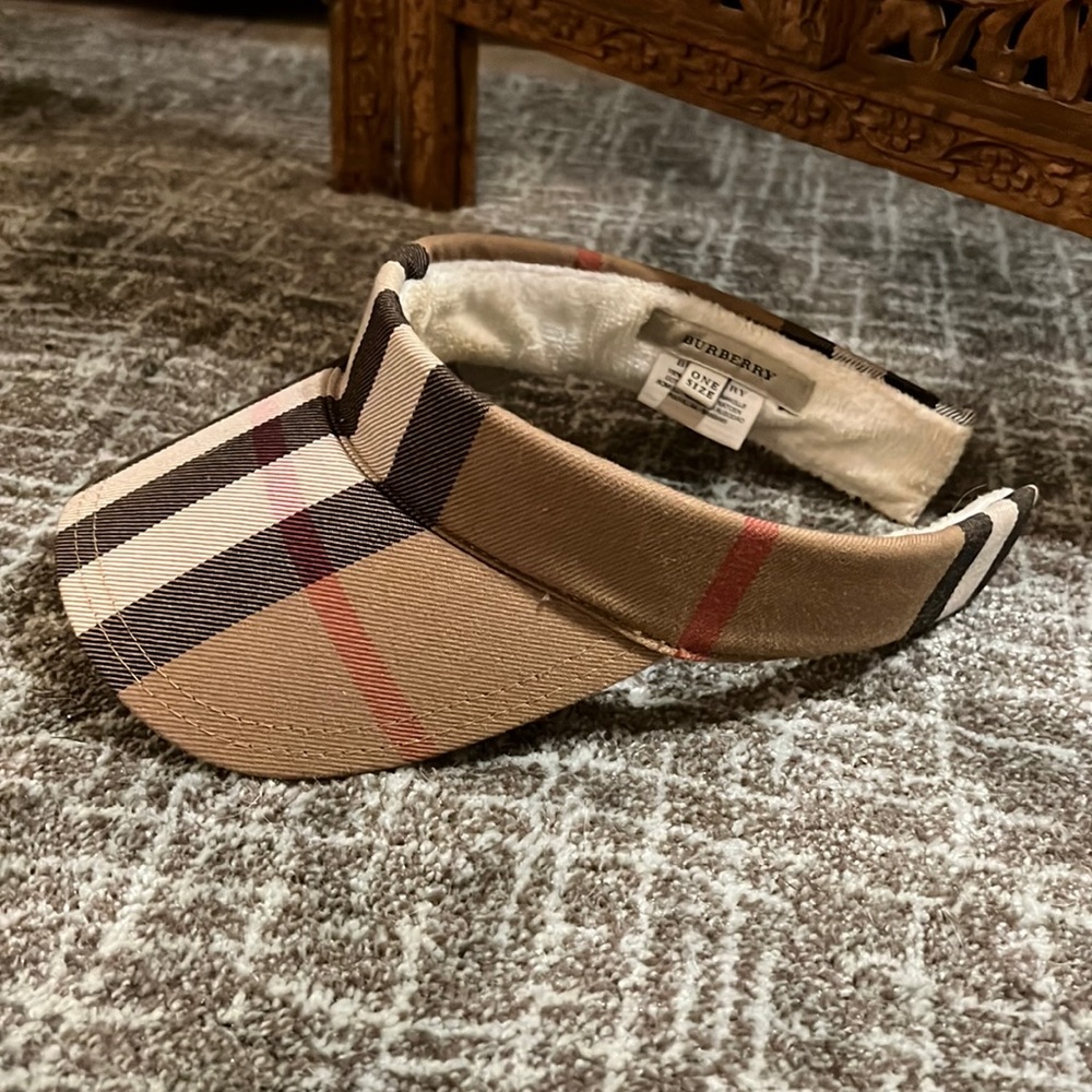 Burberry visor
